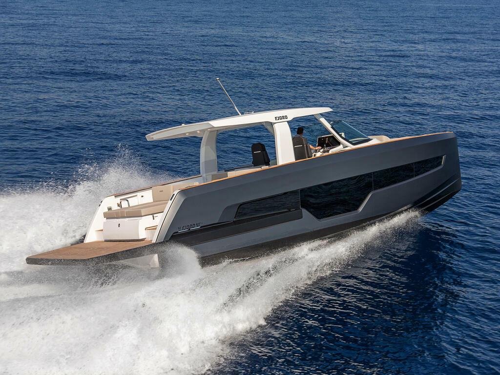 the best yacht of ibiza